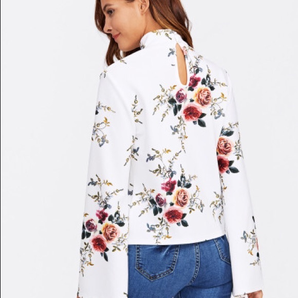 Roxana top / Flower print choker blouse ๐ - Picture 3 of 3